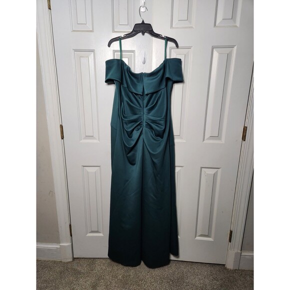 Xscape Hailey Long Scuba Crepe Off the Shoulder Gown Women Size 20 ~ Pine Green - Picture 2 of 8